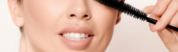 We Reviewed Benefit’s New Mascara, and Here’s Why It’s Worth the Hype