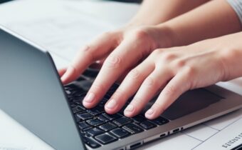 New to Investing? Here’s Everything You Need to Know to Get Started, According to Experts