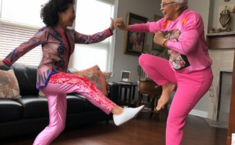 Teaching My 70-Year-Old Mom to Stretch Like an Influencer