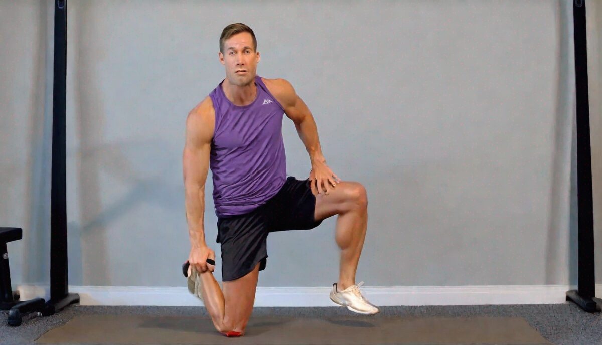 The Mobility Exercise Trainers Swear By To Improve Hip Mobility