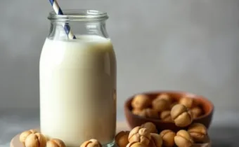 Creamy Homemade Macadamia Milk in Under 10 Minutes